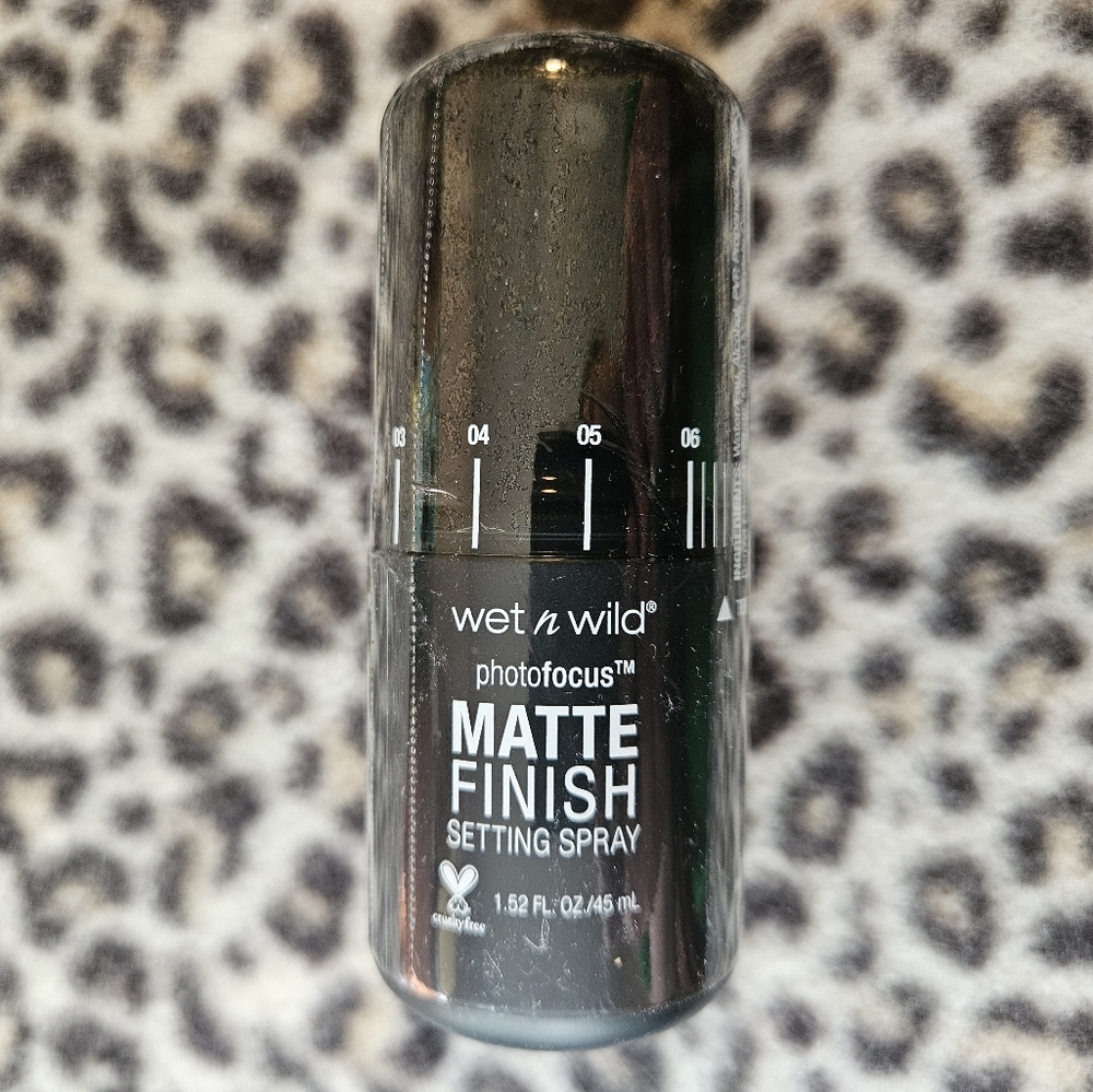 Wet n Wild PhotoFocus Matte Finish Setting Spray - 1.52 fl. oz., NIP - Picture 2 of 4